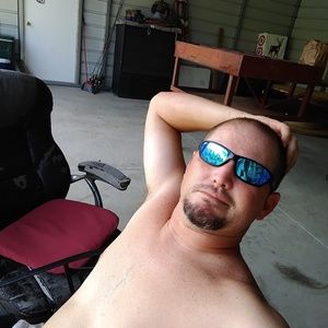 Meet your Posher, Corey